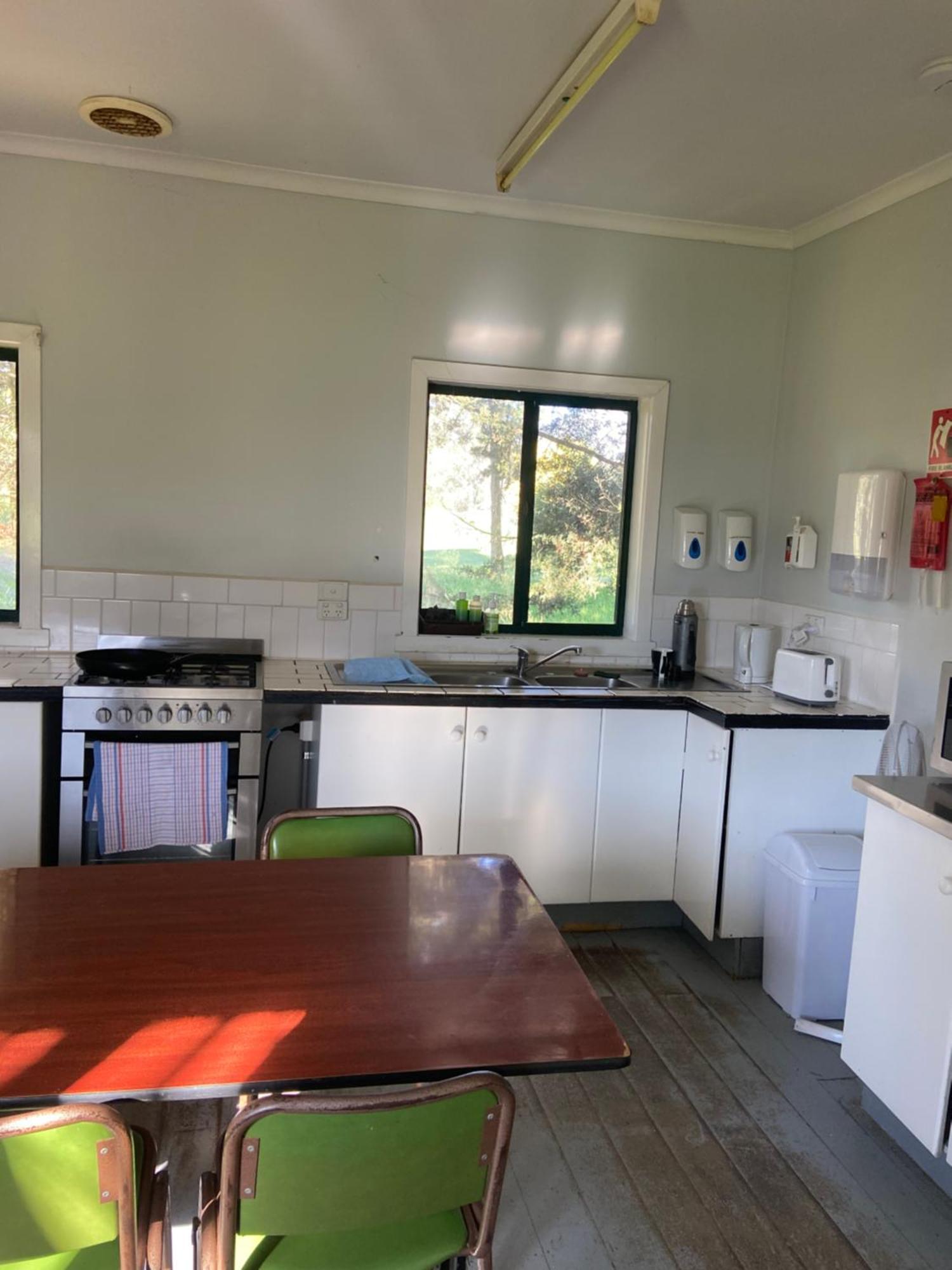 BIG4 Breeze Holiday Parks - Eildon Exterior foto