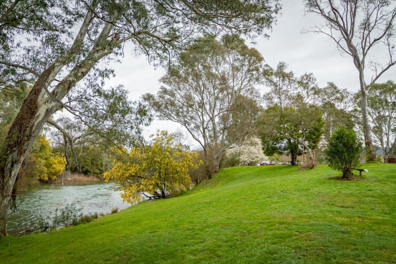 BIG4 Breeze Holiday Parks - Eildon Exterior foto